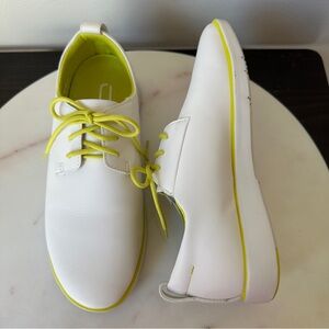 Ponto The Pacific Oxford
Leather Dress Shoes
- Citrine size 7.5 Women’s